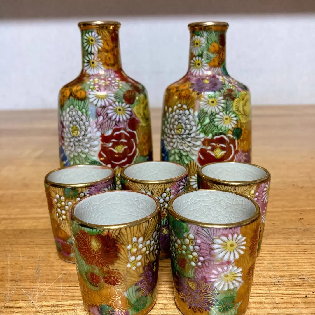 九谷焼 酒器揃 昭和レトロ アンティーク 九谷焼】酒器セット 昭和レトロ 盃 銚子 徳利 お猪口 - メルカリ