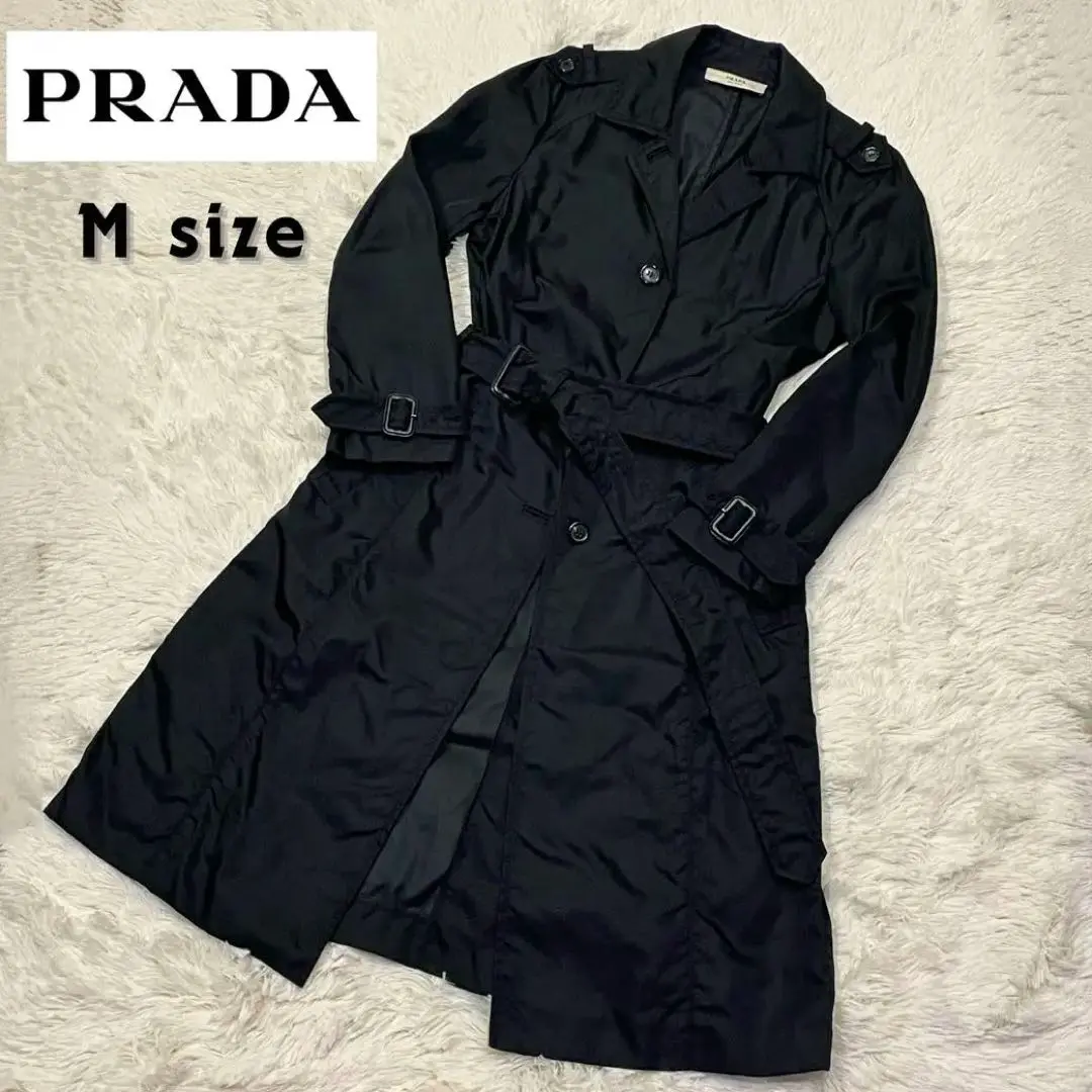 PRADA ブラック トレンチコート 希少】 PRADA Re-Nylon ロゴ入り トレンチコート ブラック