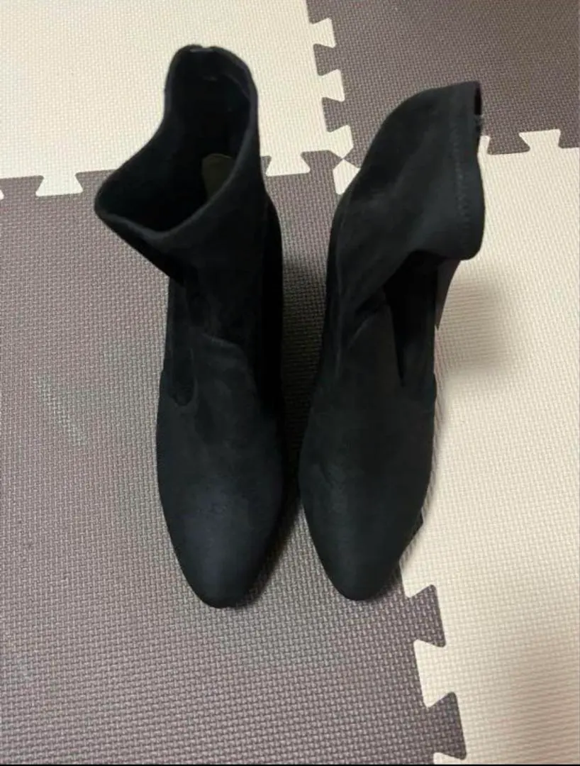 Thumbnail of Thick Heel Stretch Suede Boots