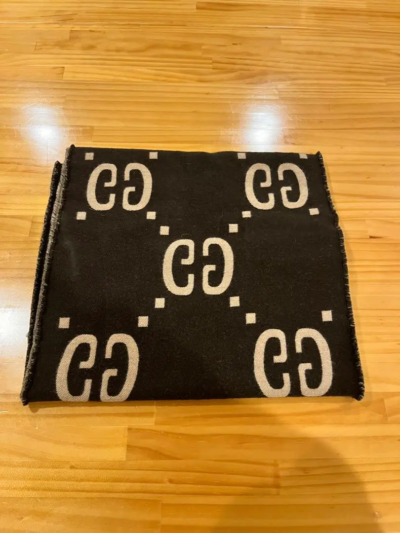 GUCCI正規GGジャカードウールシルクスカーフ マフラー GUCCI正規GGジャカードウールシルクスカーフ マフラー