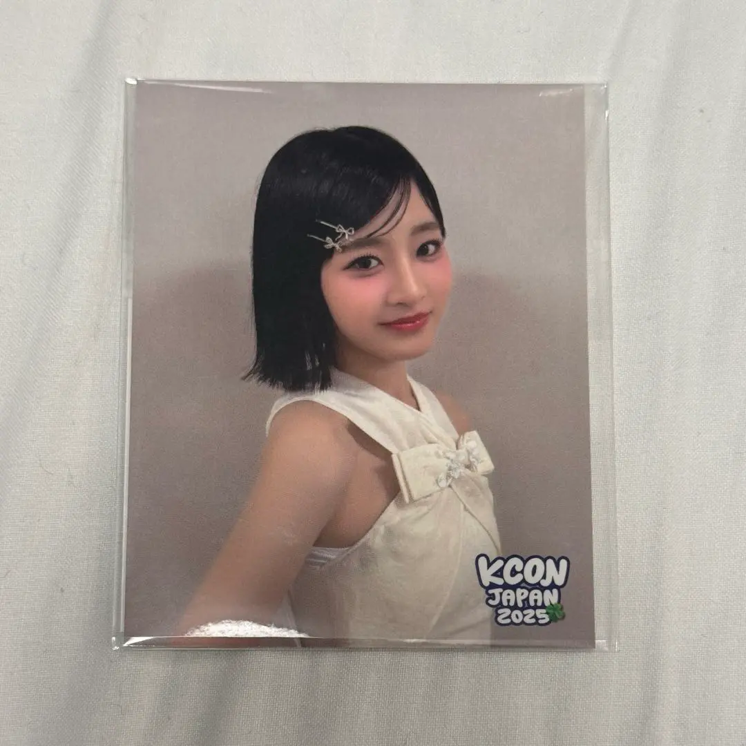 2025年最新】飯田栞月 kcon 生写真の人気アイテム - メルカリ