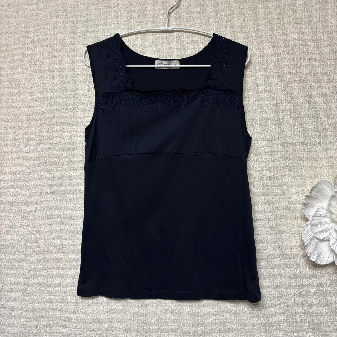 Thumbnail of Aylesbury L, Floral Embroidery Tank Top, Square Neck, Size 13 (Large), Dark Navy, Excellent Condition