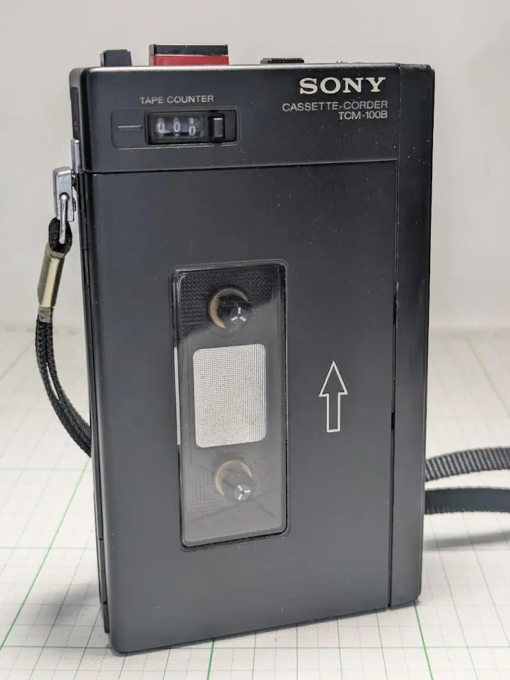 整備済み　ソニー　TCM-100B　プレスマン　テープレコーダー　おまけ付き ソニーグループポータル | TCM-100B プレスマン カセット
