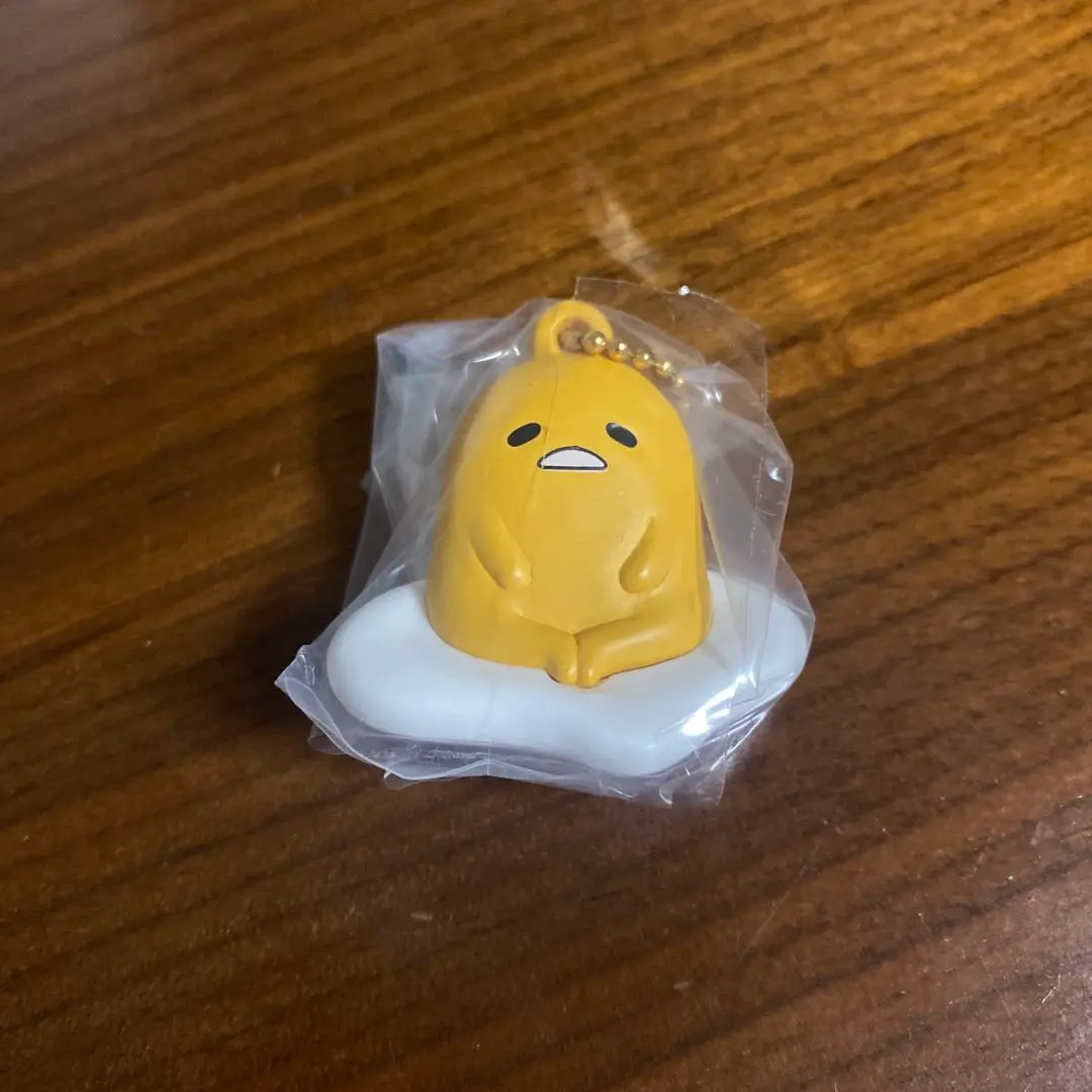 Thumbnail of Gudetama keychain