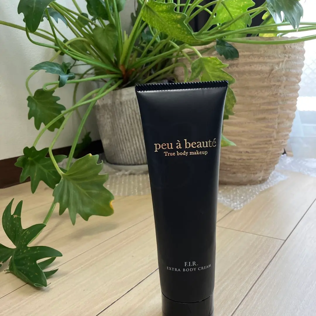 プウアボーテ F.I.R EXTRA BODY CREAM - Caddireat Innovation
