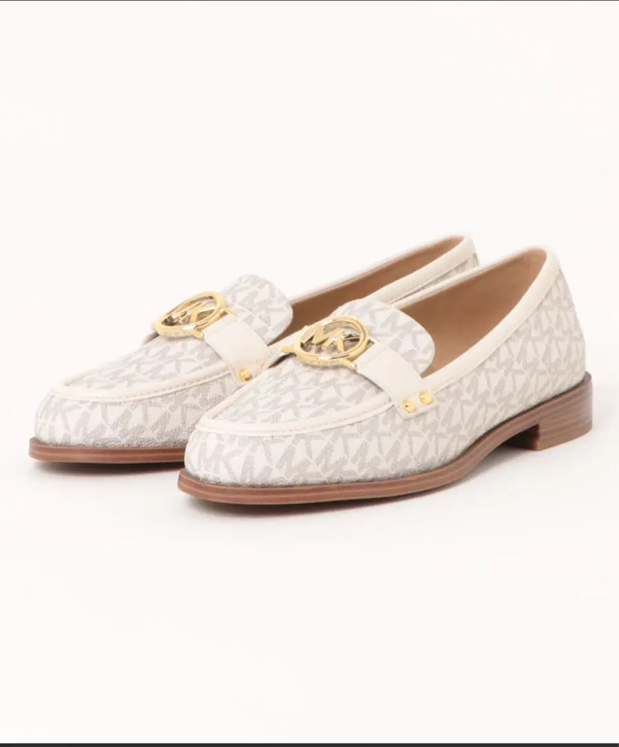 【美品】MICHAEL KORS （マイケルコース） CARMEN ローファー 公式アウトレット】CARMEN ローファー - ▷ シューズ・靴
