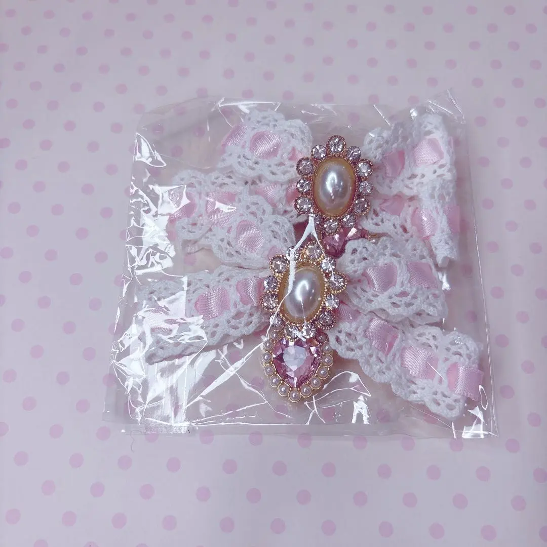 粉色蕾絲髮夾 的縮圖