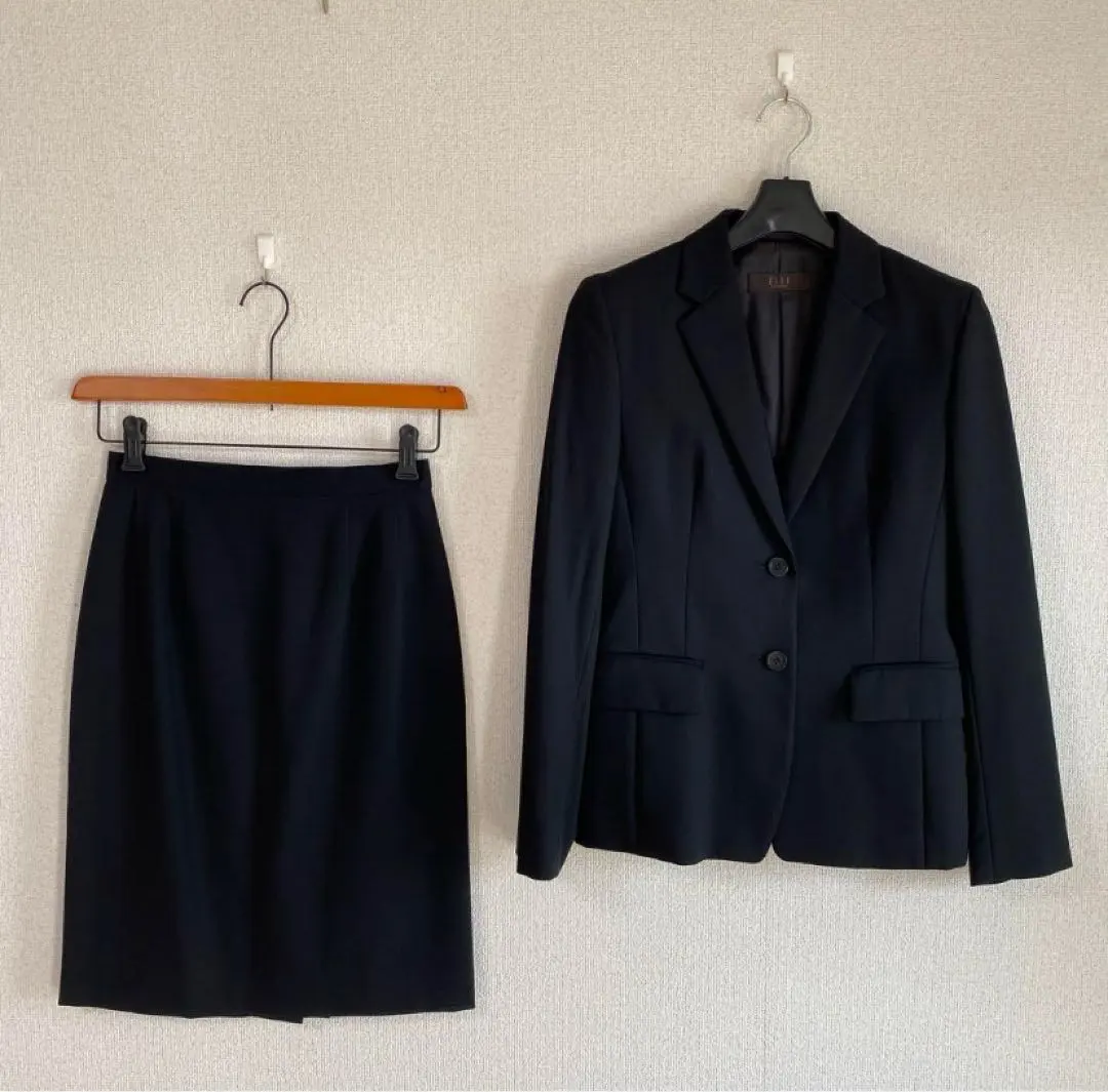 Thumbnail of Elle Skirt Suit 9AR W64 Black Job Hunting Interview Near New DMW