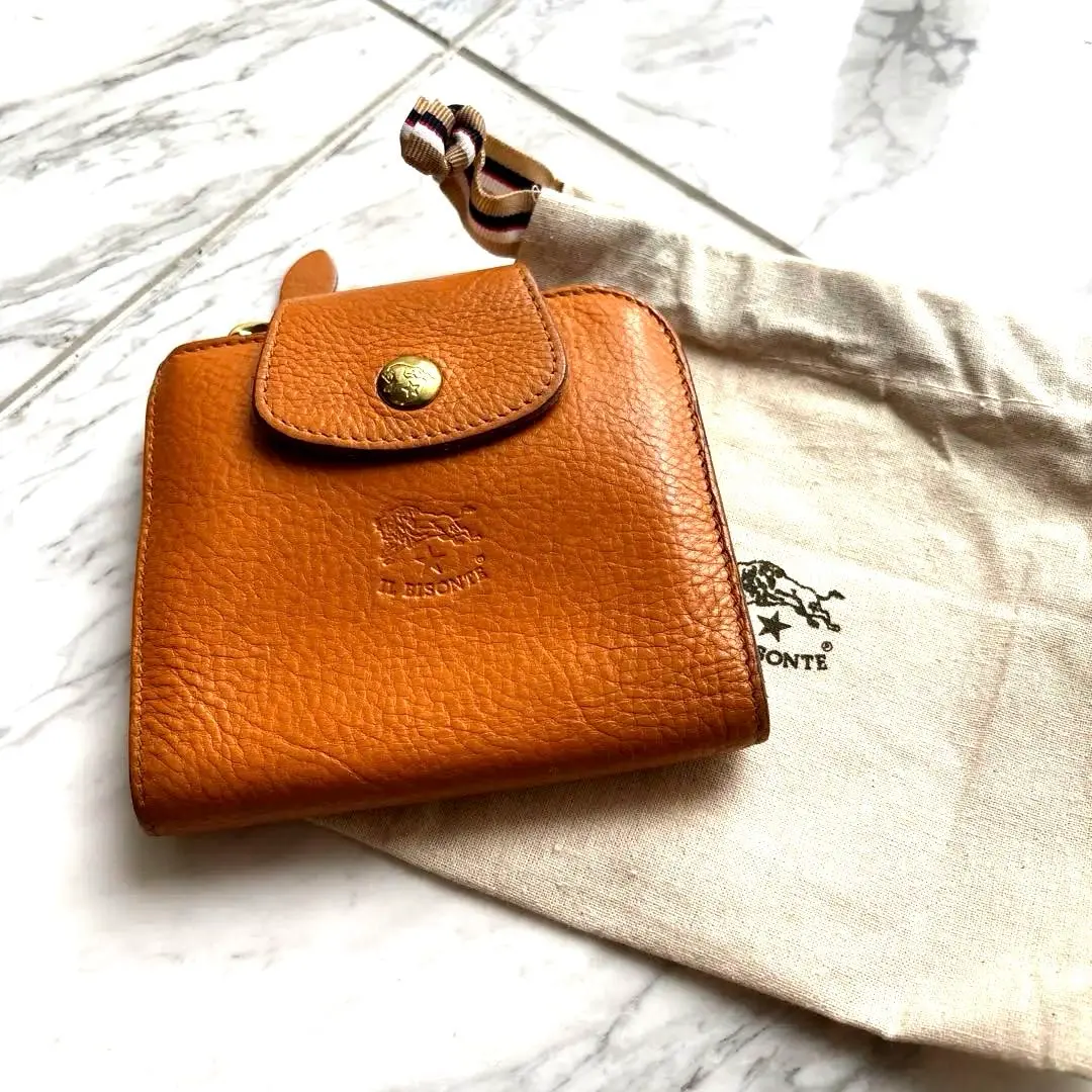 Thumbnail of Popular L-shaped design! Il Bisonte bi-fold wallet, with storage bag, unisex.