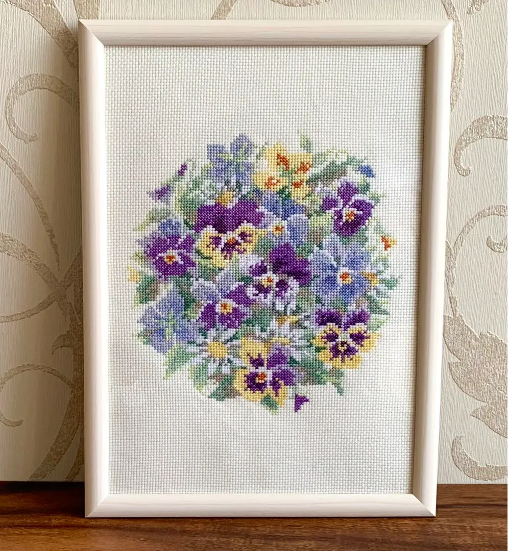 Thumbnail of Pansy Handmade Cross Stitch Finished Product Round Pansy Embroidery Interior