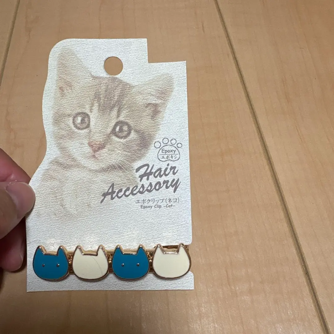 Thumbnail of Cat hair pin