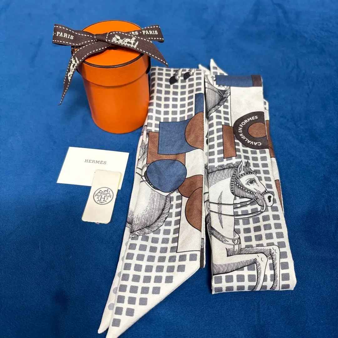 HERMES オレンジ ギフト袋とツイリー箱 - メルカリ