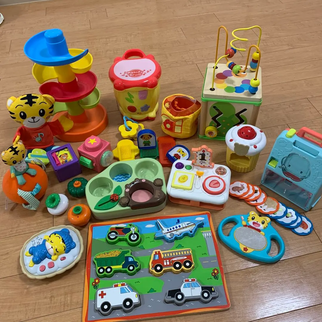 Thumbnail of Toy lot sale, including Challenge (Benesse)