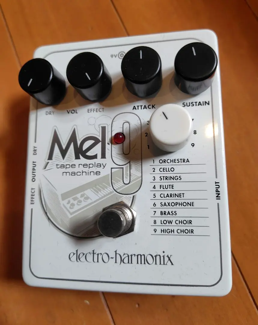 Mel9 美品、ほぼ未使用。値下げました。 Mel9 美品、ほぼ未使用。値下げました。