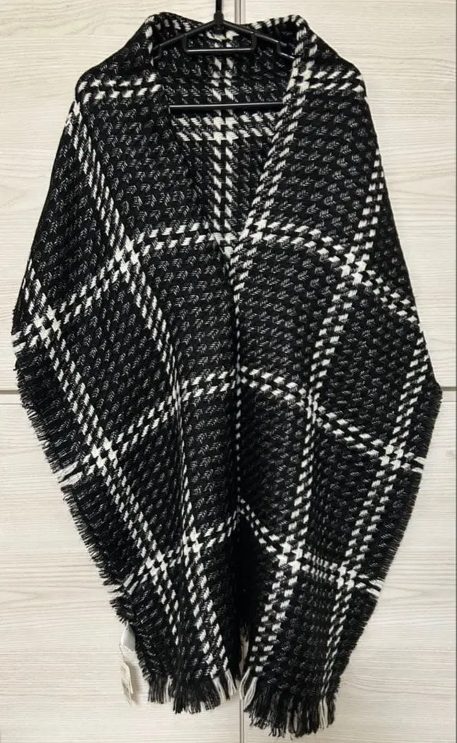 Thumbnail of 【New, Unused】MONO COMME CA Stole, Shawl, Lap Blanket, Checkered Pattern