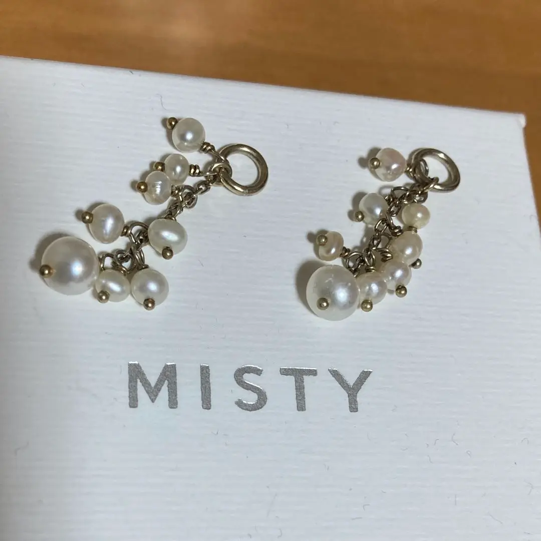 Misty イヤリングチャーム 未使用自宅保管