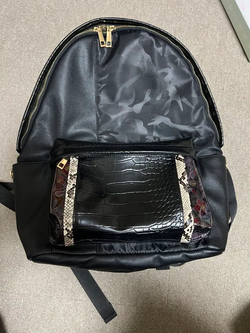 美品◎RYU ハンドバッグ 2way ショルダーバッグ シャイニングクロコ 黒 未使用保管品 RYU リュー ハンドバッグ 黒 シャイニングクロコ