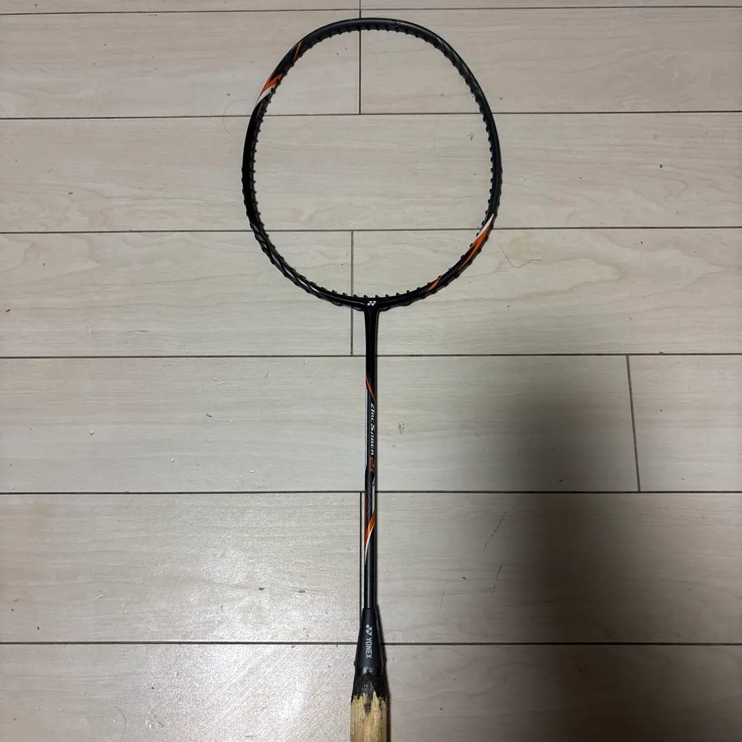 Thumbnail of ArcSaber 2i badminton racket