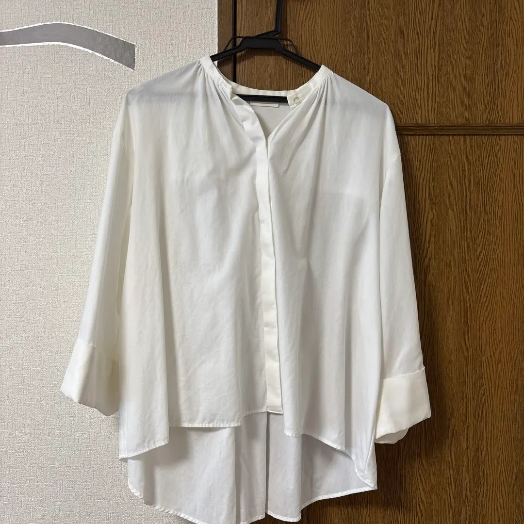 Thumbnail of Tomorrowland Ballsey Crystal Cotton Wide Sleeve Blouse