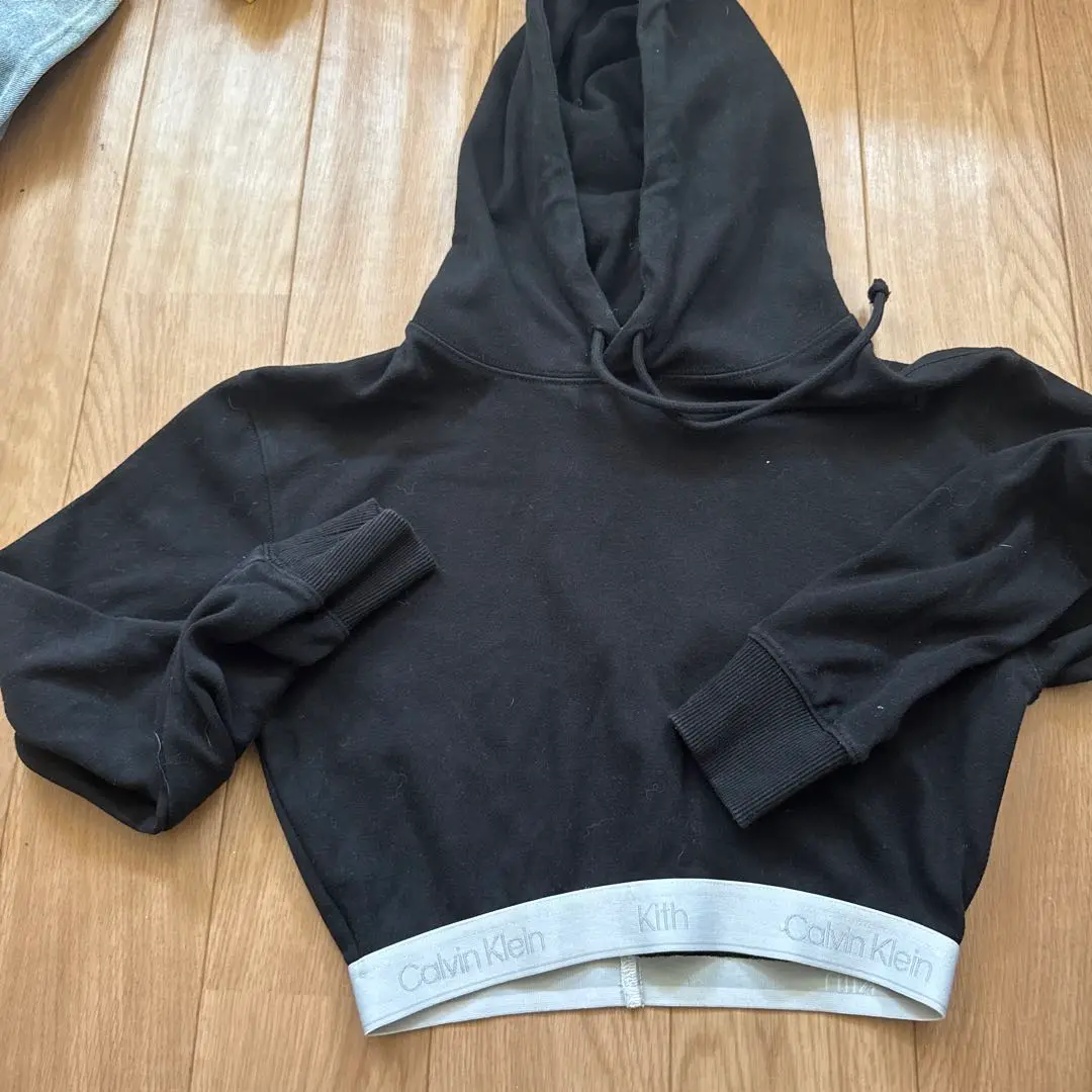 美品　KITH レディース　パーカー　XS   ブラウン Kith Women - Outerwear | Kith Europe