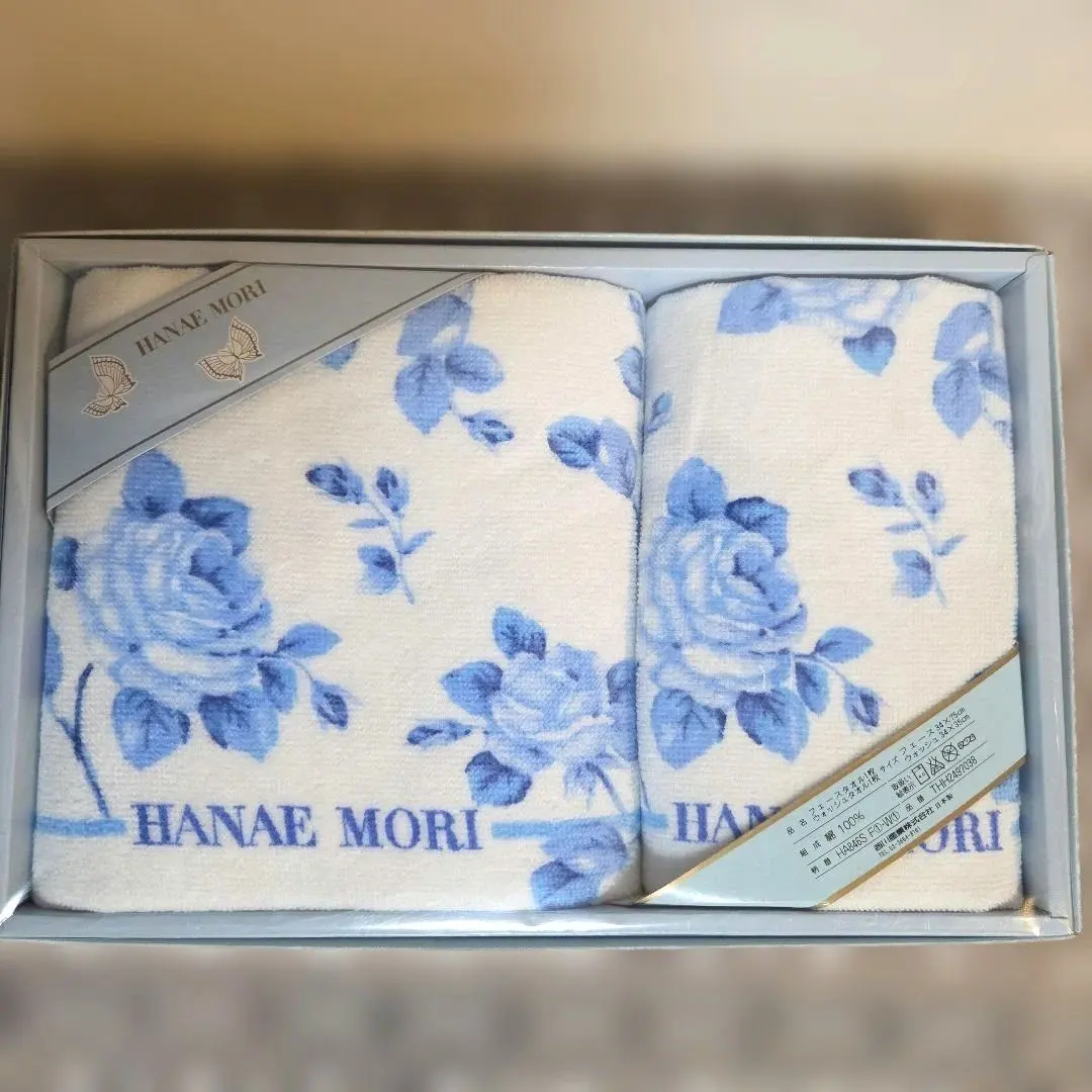 Thumbnail of Price reduced! ✨ Unused ✨ HANAEMORI towel set, blue roses