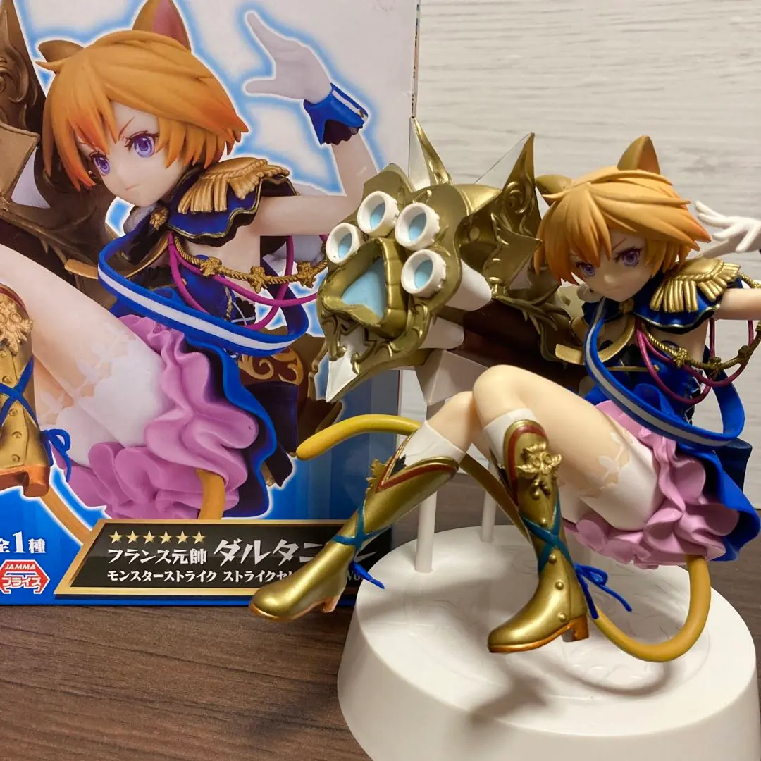 ダルタニャン モンスト フィギュア モンスト プライズ品 フランス元師 ダルタニャン フィギュア