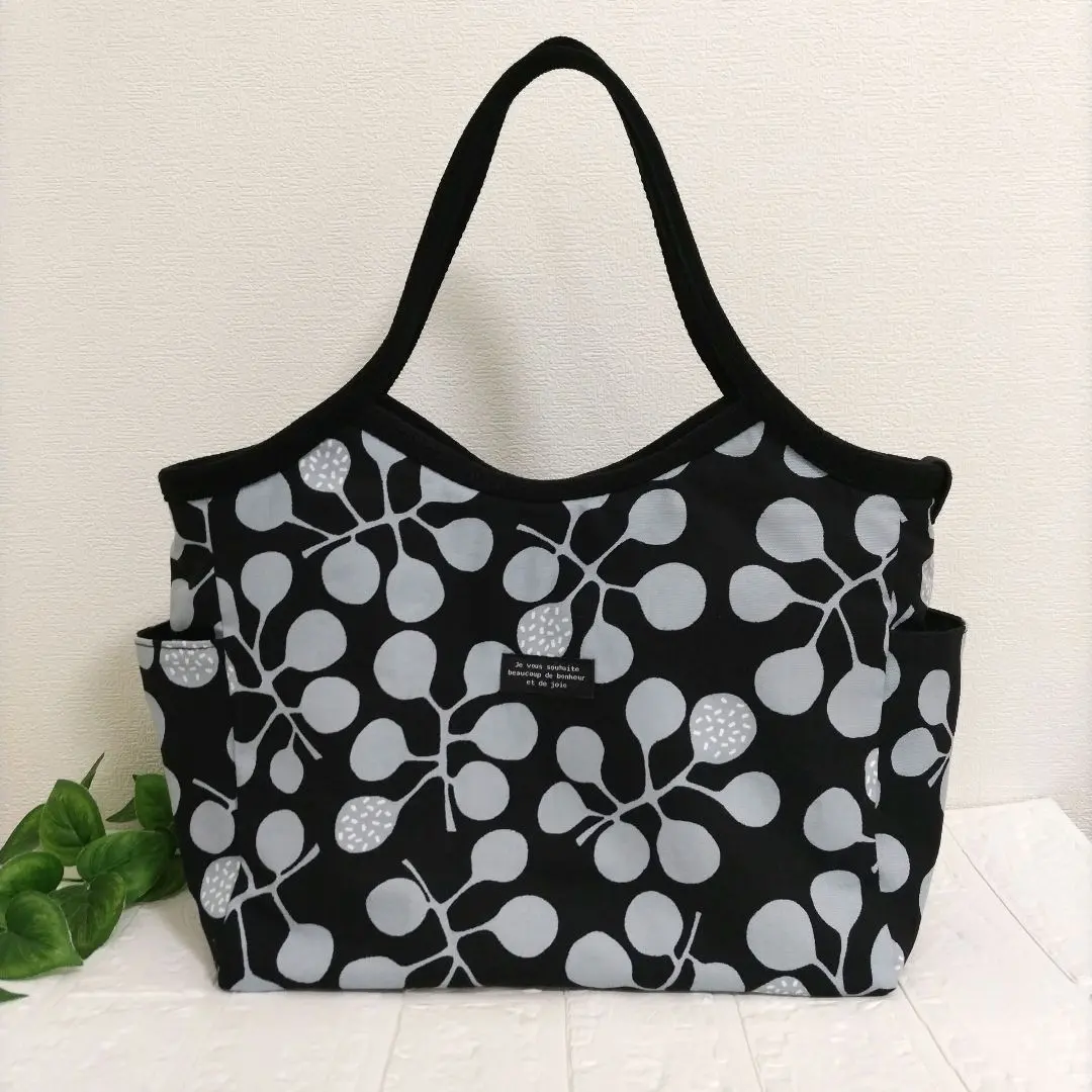 奶奶包450附側口袋 手工製作 黑葉紋口袋5個 可肩背 的縮圖