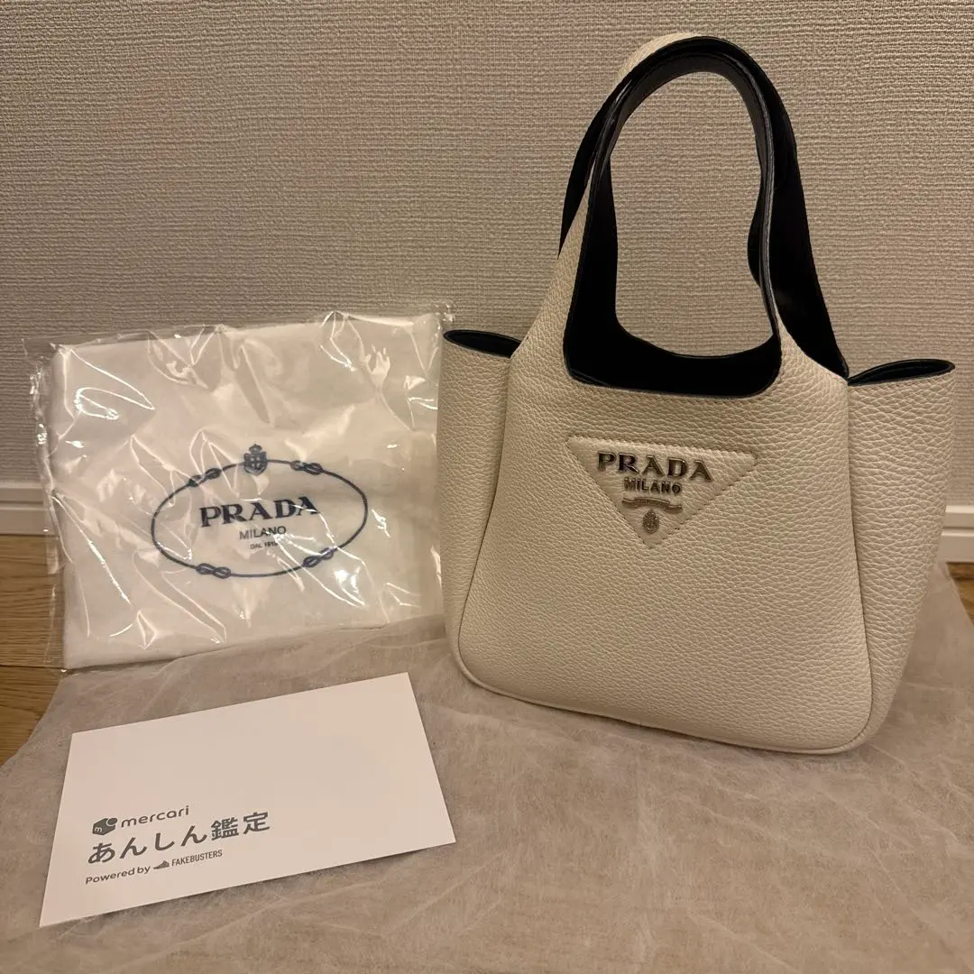 【極美品】プラダ VIT.DAINO ハンドバッグ ホワイト 白 BL0639 PRADA - 【極美品】プラダ VIT.DAINO ハンドバッグ ホワイト 白