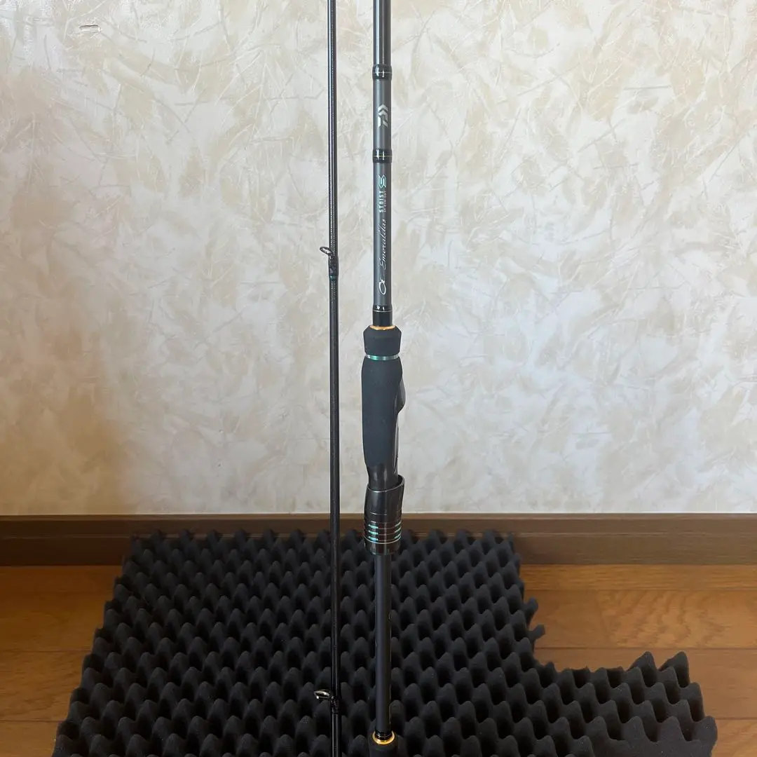美品！ストイスト　ST83M-SMT 楽天市場】ダイワ エメラルダス ストイストST 83M-SMT【大型1
