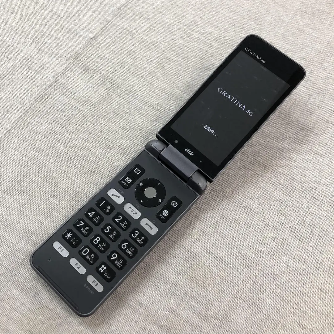 KYF34 GRATINA 4G black 充電器セット 安心のメルカリ便 KYF34 GRATINA 4G black 充電器セット 安心のメルカリ便 - メルカリ
