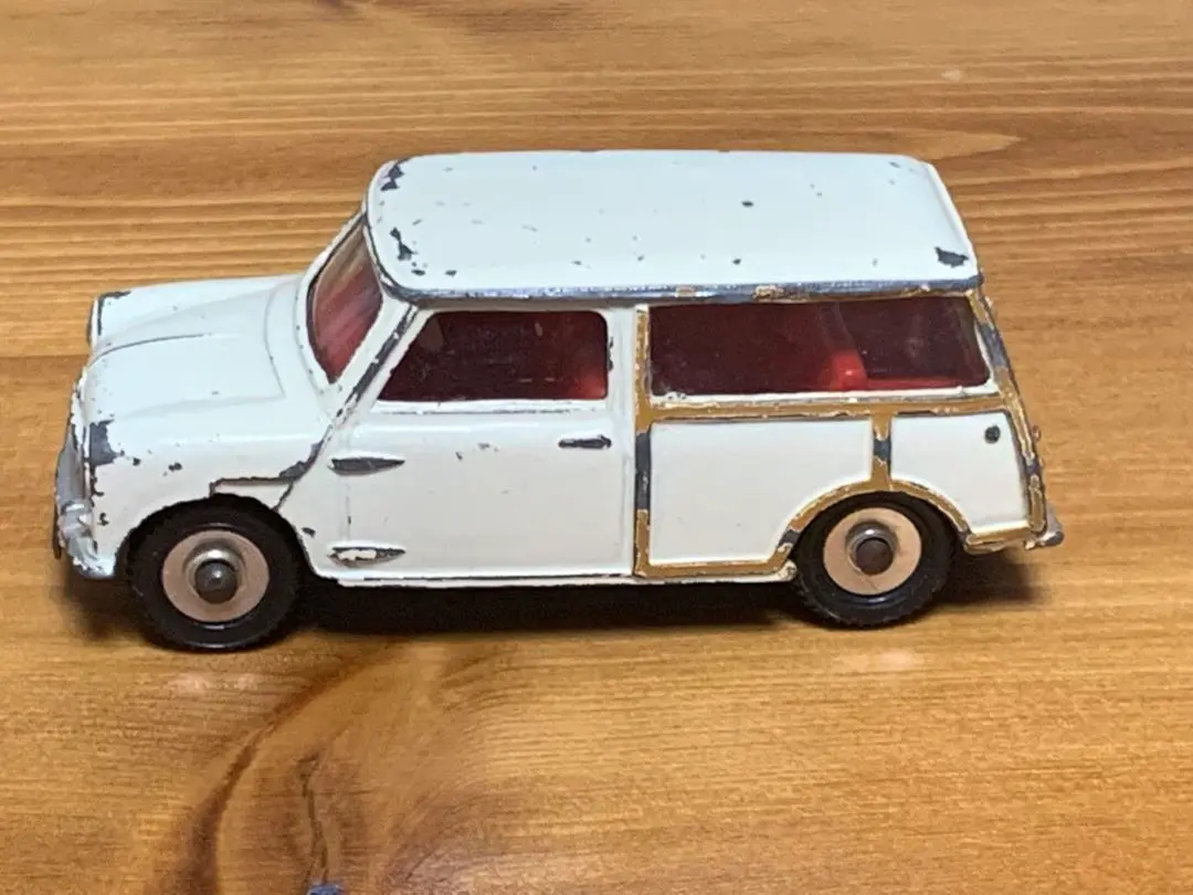 美品　DINKY TOYS AUSTIN SOMERSET ミニカー Vtg Dinky Toys #161 Austin Somerset Car Sky Blue Man Cave
