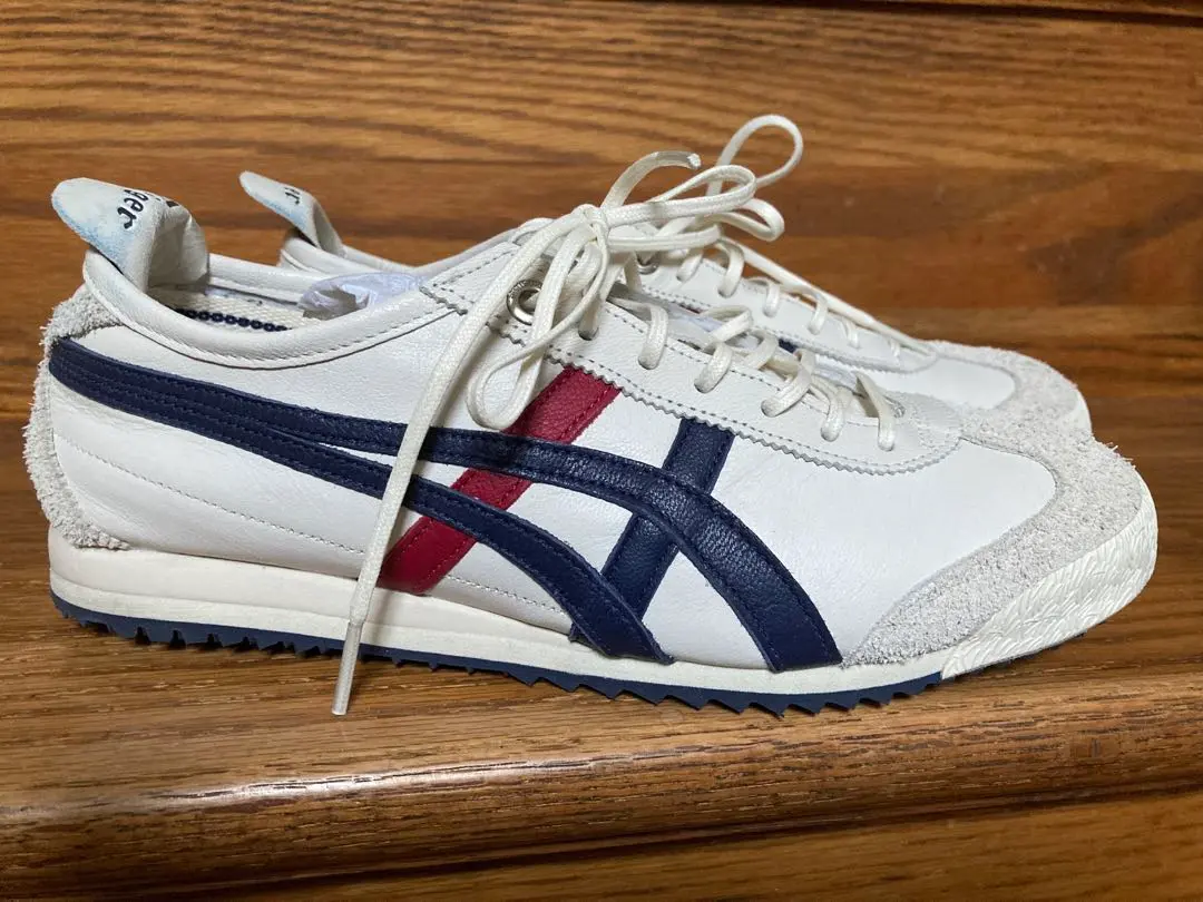 美品✨オニツカタイガーOnitsukaTiger メキシコ66SDデニム23㌢ 新品！オニツカタイガー メキシコ 66 TGRS ブラック クリーム