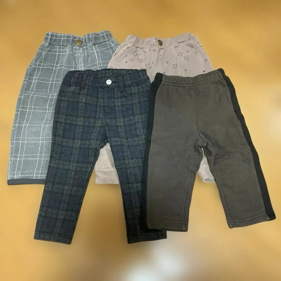 Thumbnail of Baby clothes 4-piece set bottoms 80