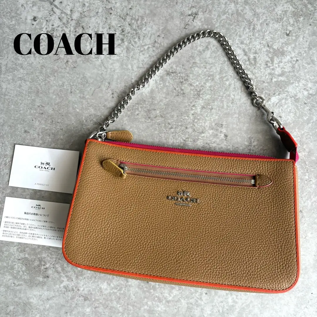 セールCoachノリータ15ドリーミーベジ柄リストレットポーチ セールCoachノリータ15ドリーミーベジ柄リストレットポーチ