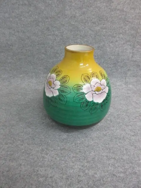 P646 九谷焼 玉浪 鶴松絵 花瓶 花器 金彩 青系 華道 茶道 インテリア P646 九谷焼 玉浪 鶴松絵 花瓶 花器 金彩 青系 華道 茶道