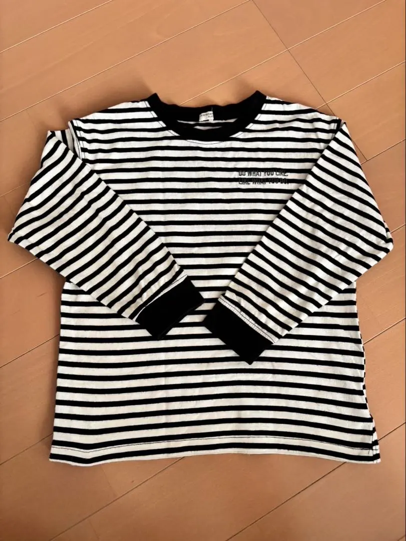 Thumbnail of Striped long-sleeved cut-and-sew, 120cm