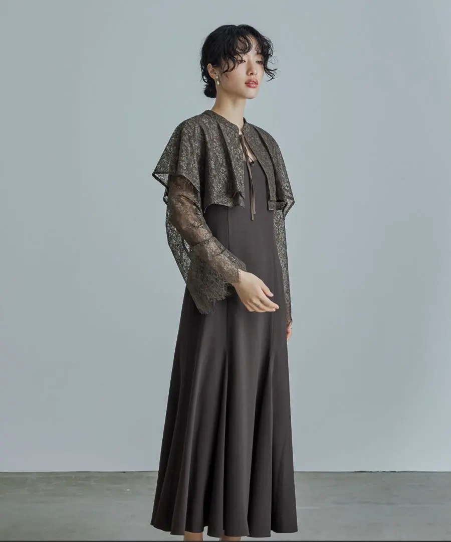 [美品] 派對 結婚典禮 同學會 邀約洋裝 niana anddress 的縮圖