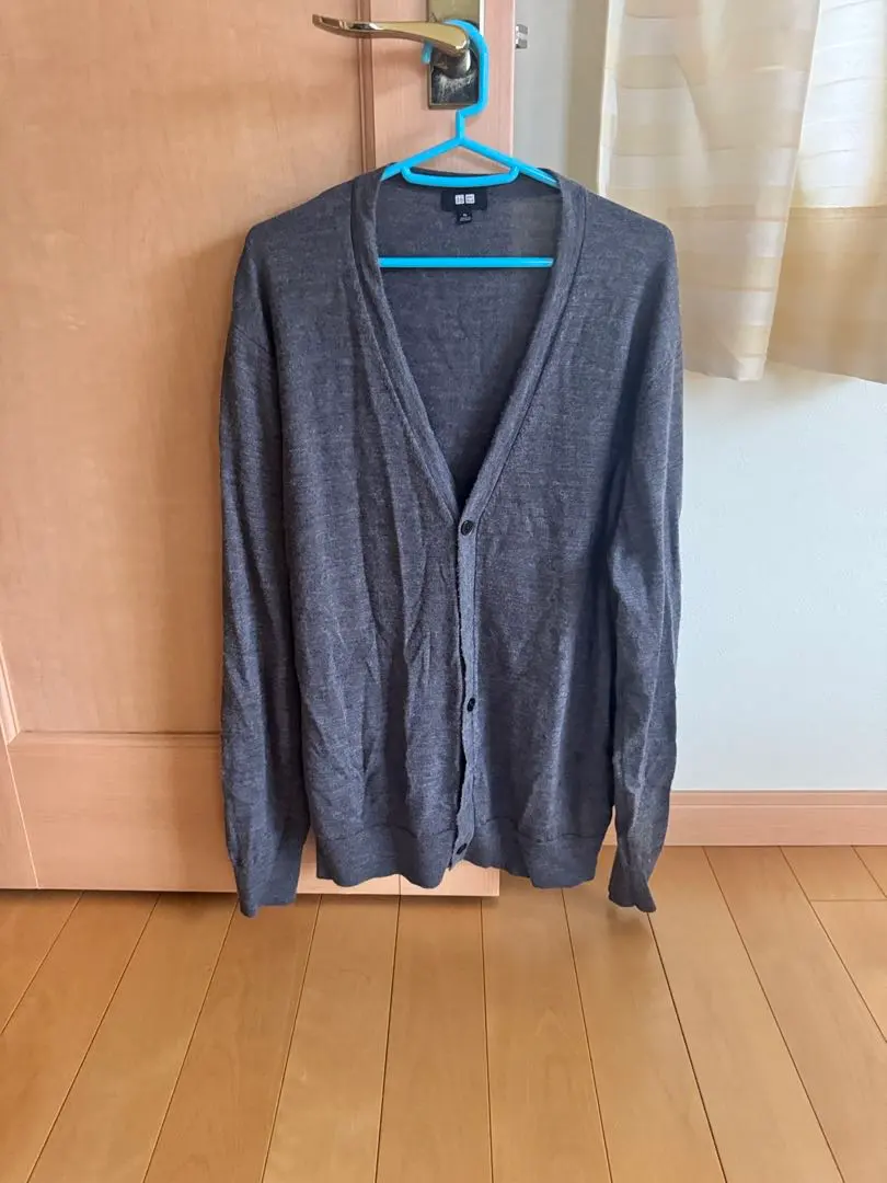 Thumbnail of Uniqlo Merino V-Neck Cardigan, Gray, L