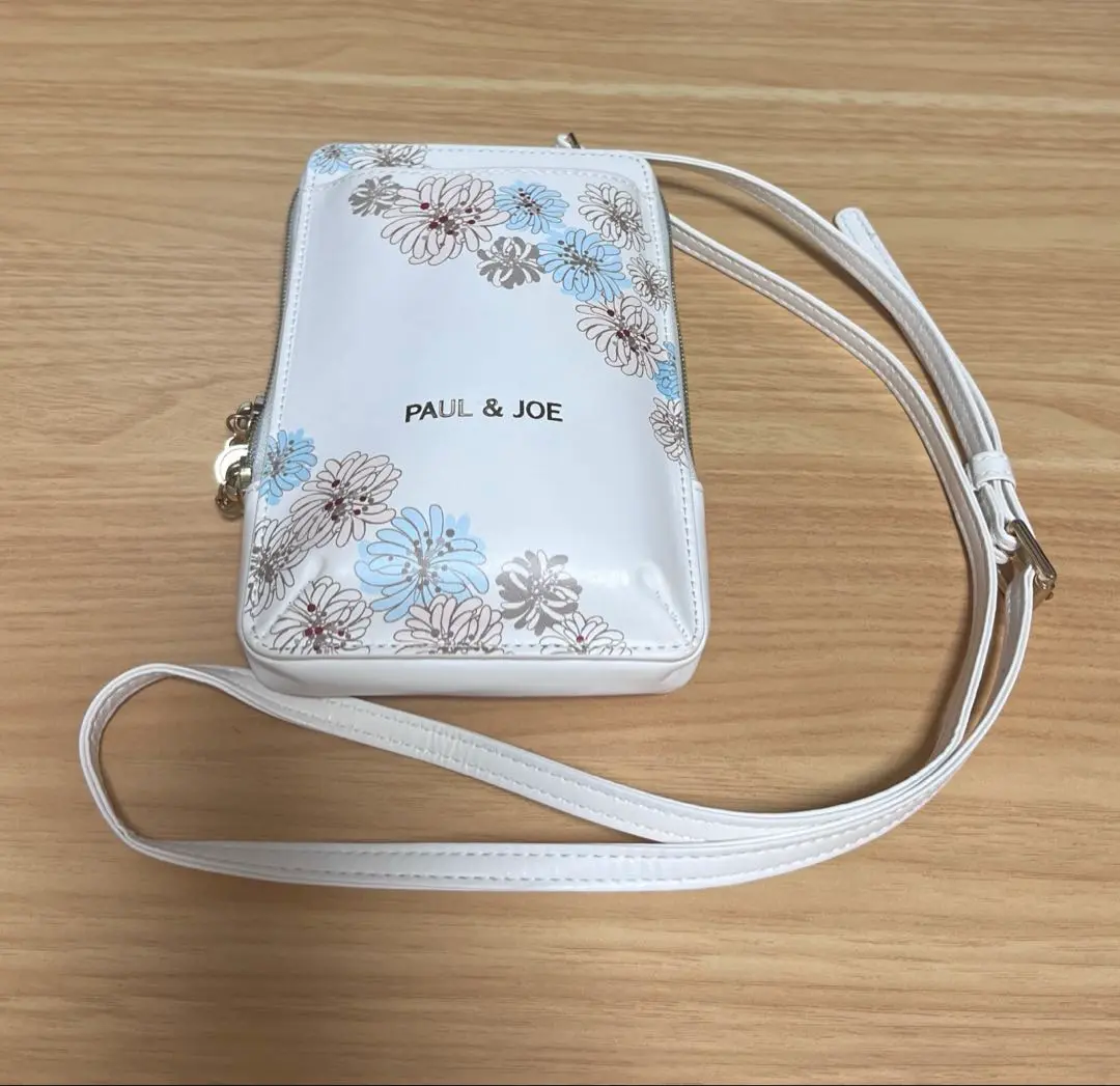 【新品⭐未使用品】PAUL&JOE/スマホショルダーバッグ 財布機能付きスマートフォンショルダーバッグ（ボルドー