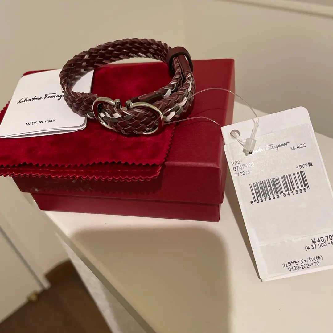 2025年最新】Salvatore Ferragamo バングル・リストバンドの人気