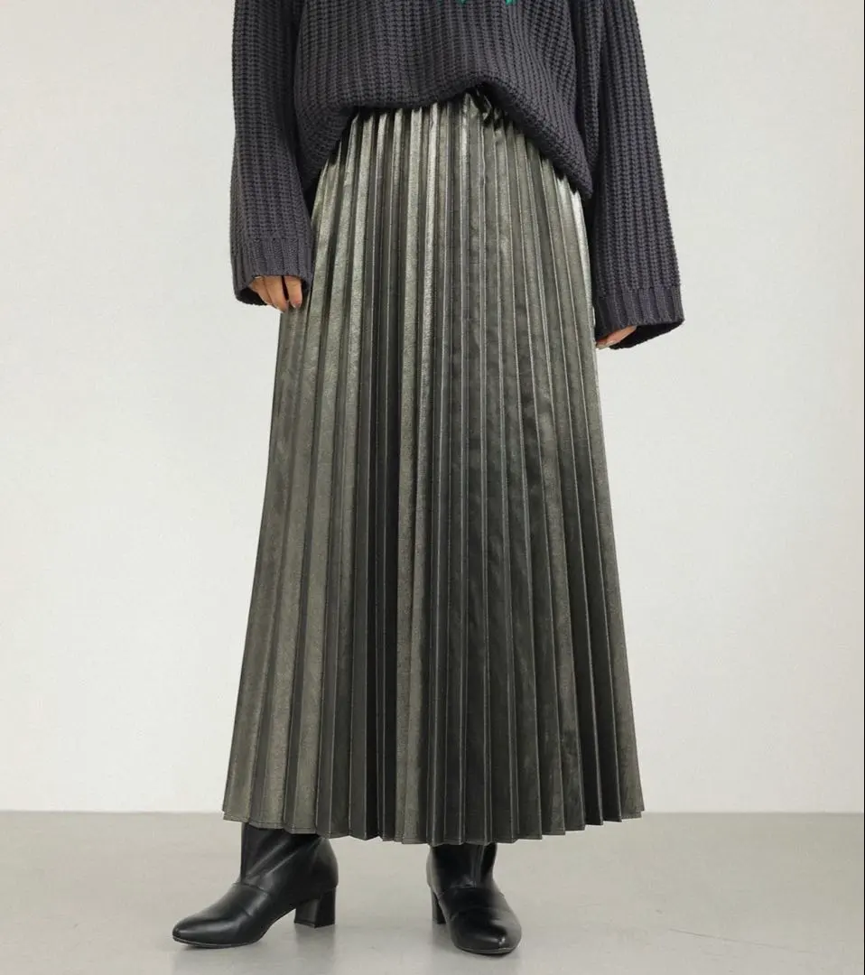 Thumbnail of LEPSIM Glitter Pleated Skirt, Khaki