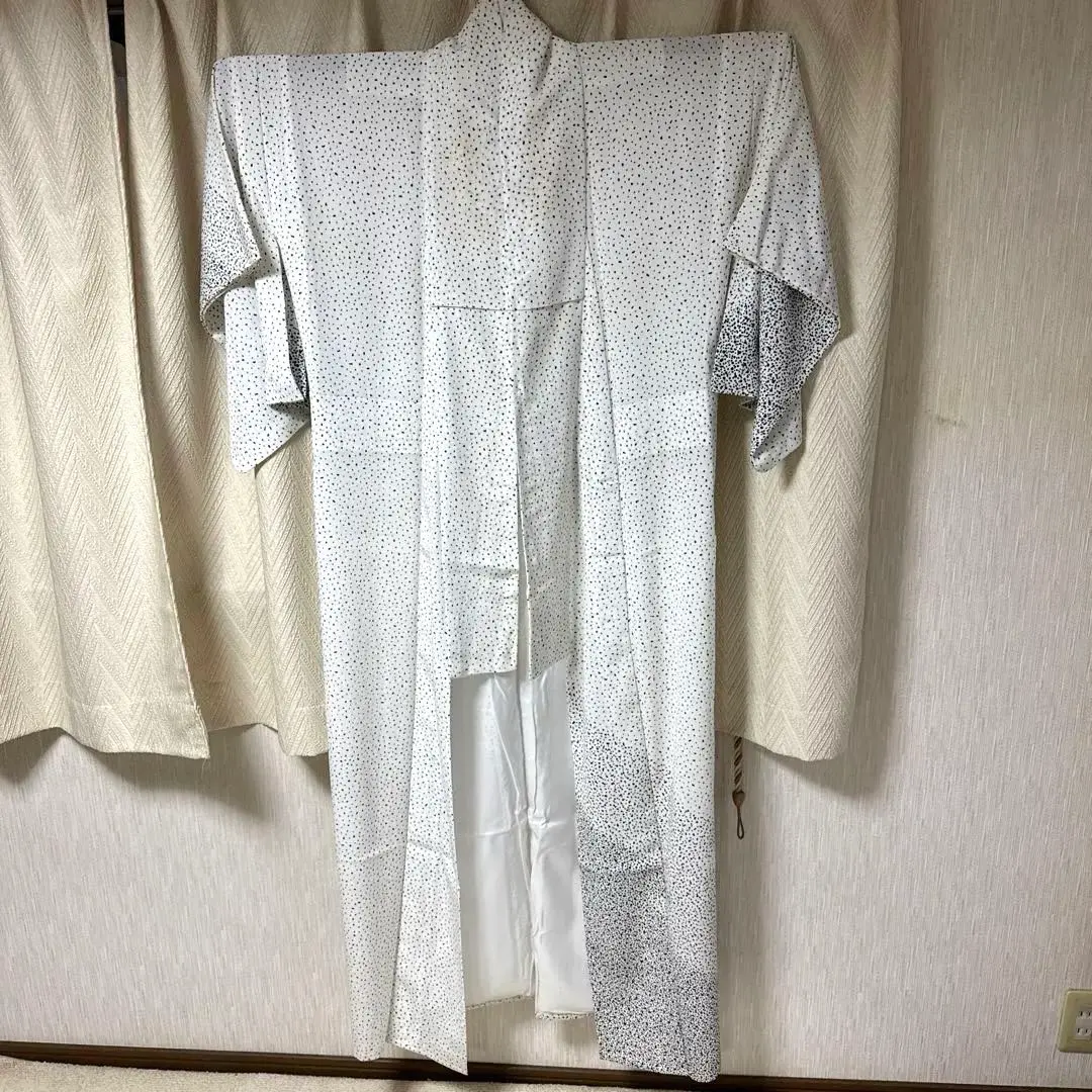 Thumbnail of Price reduced: Kimono, komon, white with small black pattern, silk, kimono 3