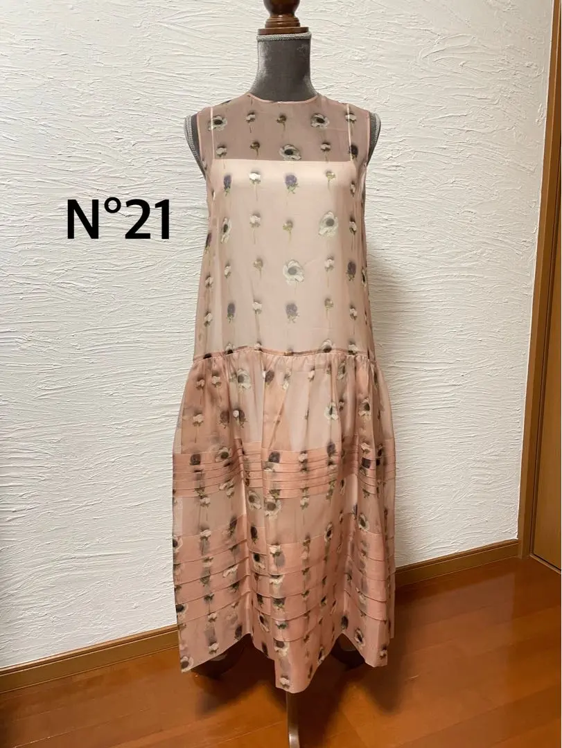 極美品✴ヌメロヴェントゥーノ　ネイビードレス　結婚式　お呼ばれ 極美品✴ヌメロヴェントゥーノネイビードレス結婚式お呼ばれ