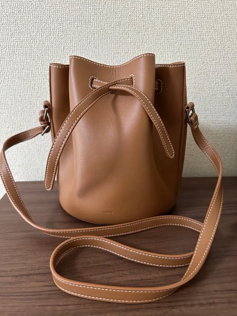 VASIC BOND MINI レザーショルダーバッグ（ブラウン系）保存袋付 BOND ALL SIZES – VASIC ヴァジック日本公式サイト
