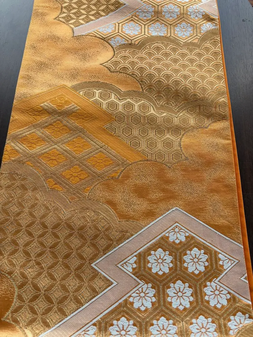 Thumbnail of Antique fukuro obi ☆ Glossy orange base with classic patterns