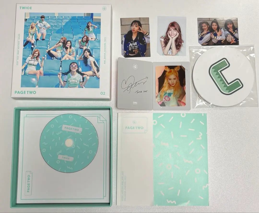 twice page two 限定盤　トレカ付き Amazon.co.jp: TWICE - [PAGE TWO] 2nd Mini Album Mint ver. CD