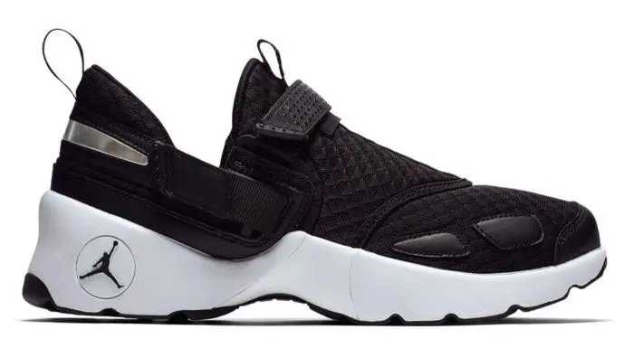 た*ろ様 NIKEジョーダンズームトランナーアルティメット Amazon | [ナイキ] NIKE ジョーダン ズーム トランナー