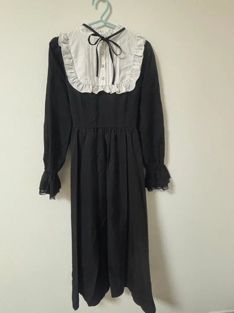 majoretty 約克荷葉邊長款連衣裙 長袖 黑色 的縮圖