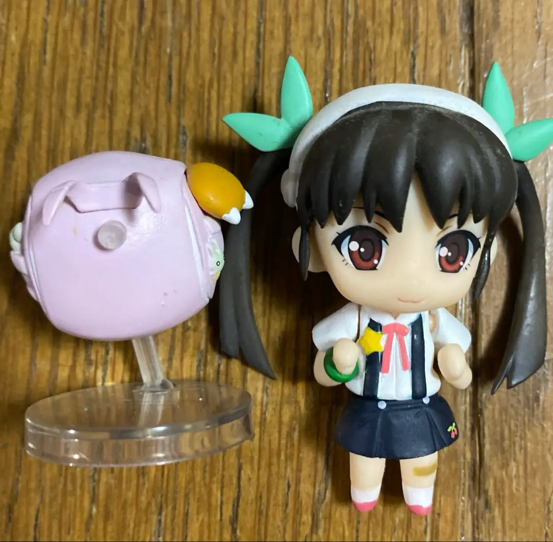 化物語　ねんどろいど　フィギュア　八九寺真宵 Amazon.co.jp: 化物語 ねんどろいど 八九寺真宵 (ノンスケール