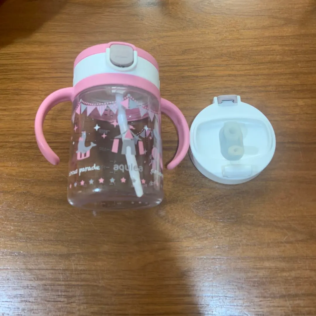 Thumbnail of Straw mug